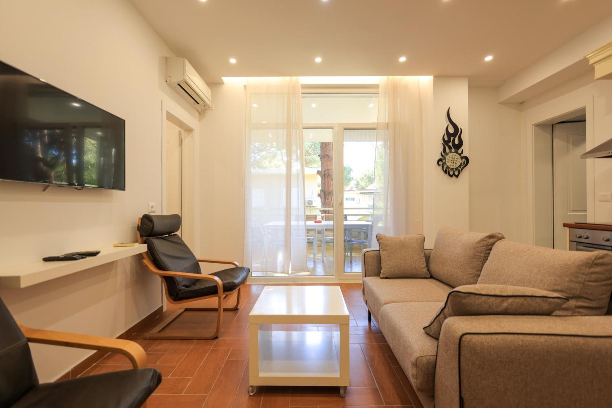 Grandstay Villa Perla Resort Durres Exterior photo